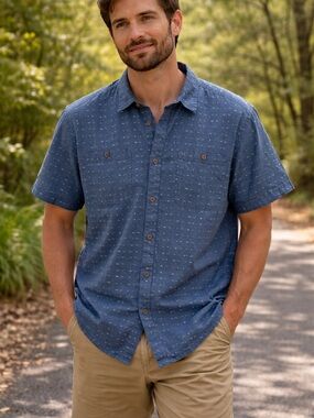 Patagonia Blue Short-Sleeve Button-Down Shirt